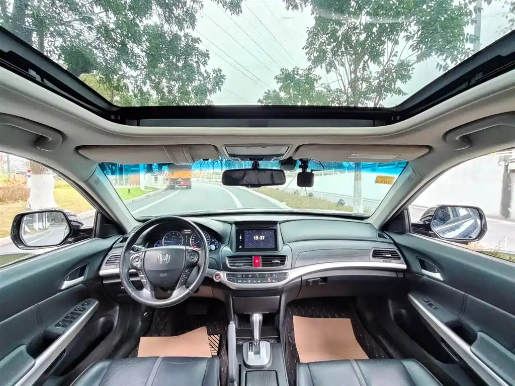 HONDA CROSSTOUR 2015