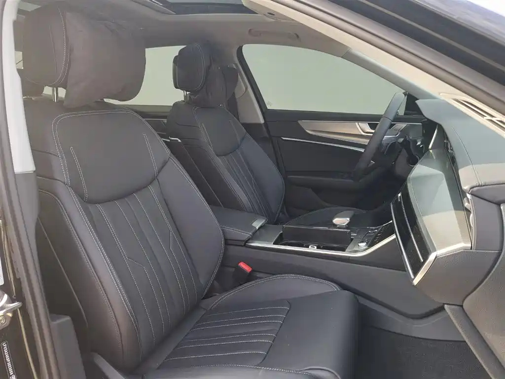 AUDI A6L 2023