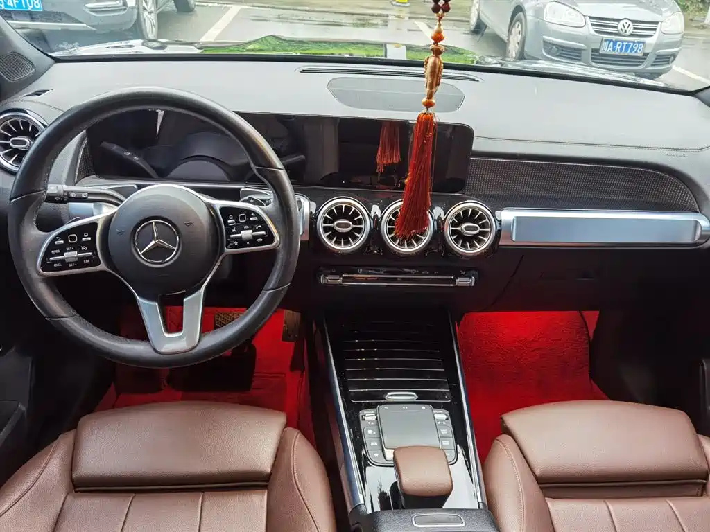 MERCEDES BENZ GLB 2020