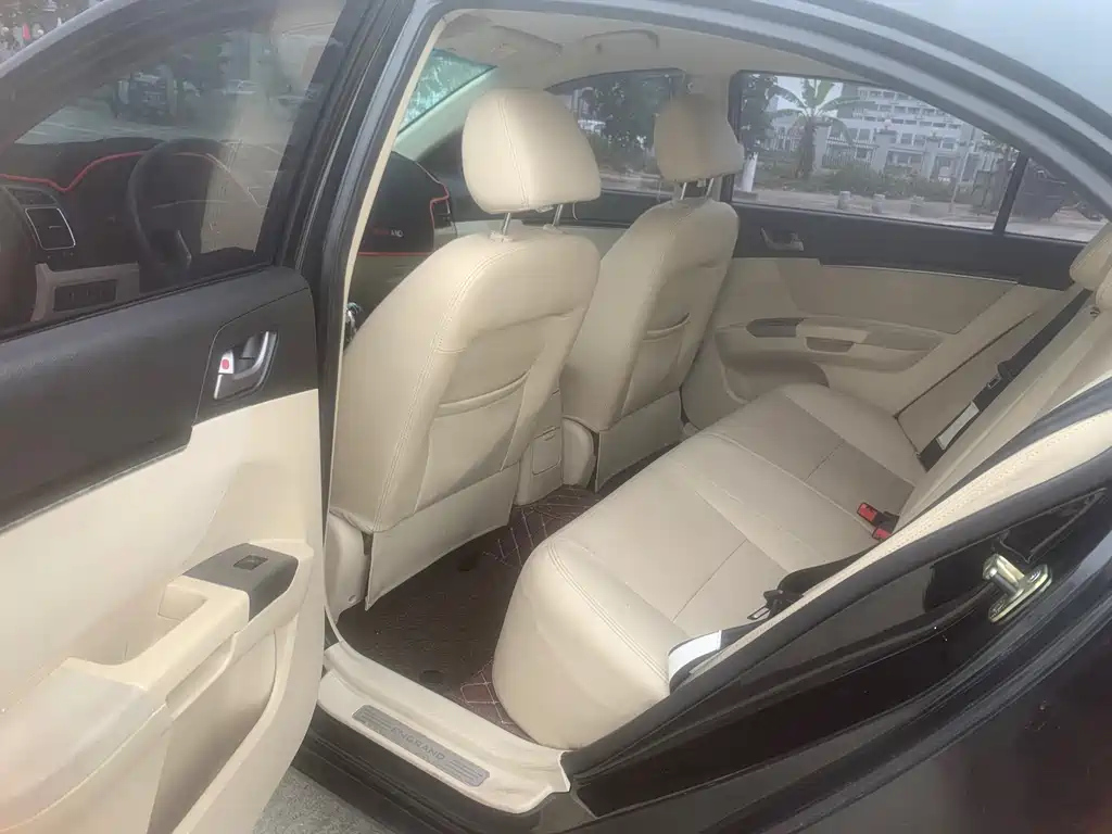 GEELY AUTO CLASSIC EMGRAND 2013