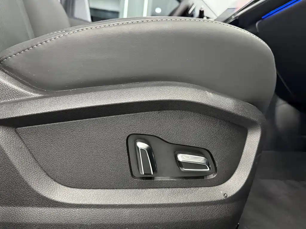 CHERY TIGGO 8 2023