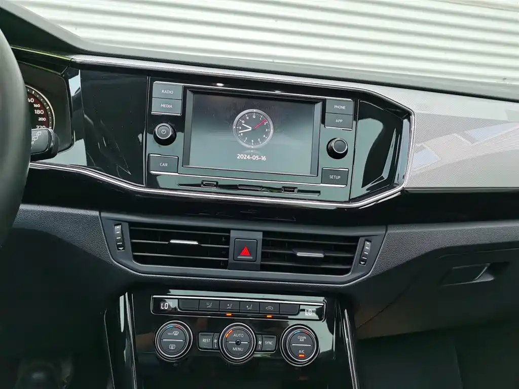 VOLKSWAGEN TAYRON 2020