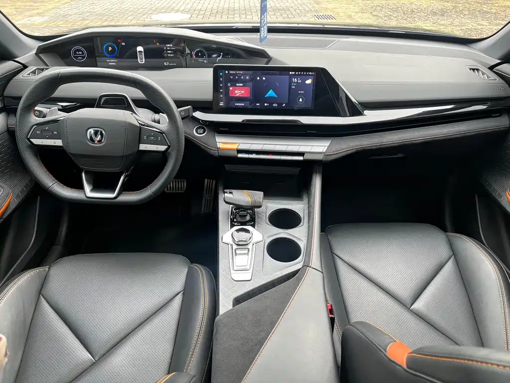 CHANGAN UNI-V 2023