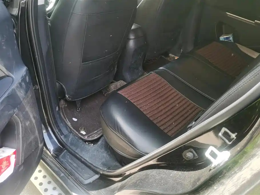 KIA SPORTAGE 2012