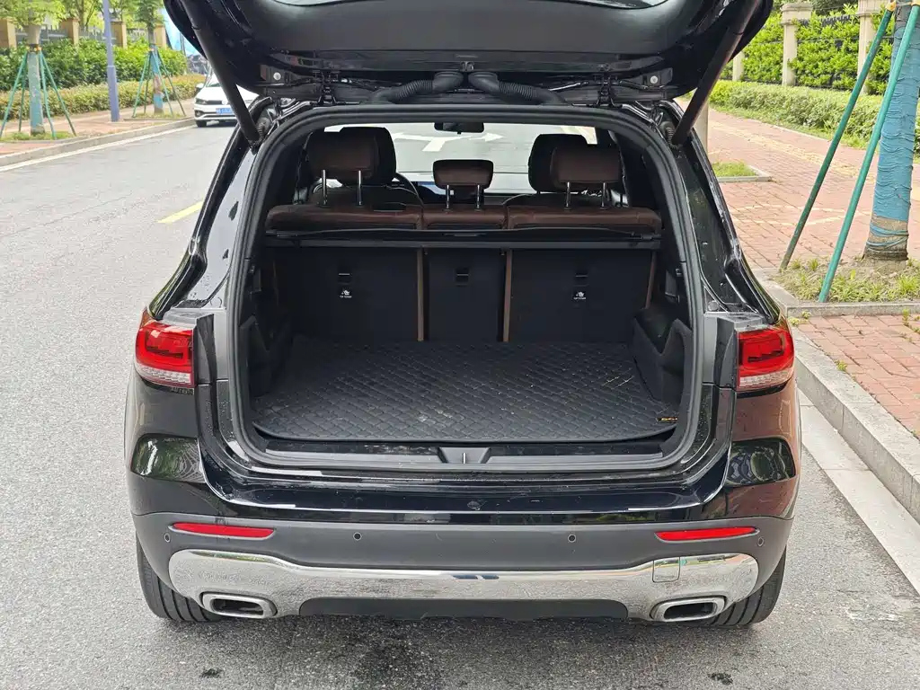 MERCEDES BENZ GLB 2021