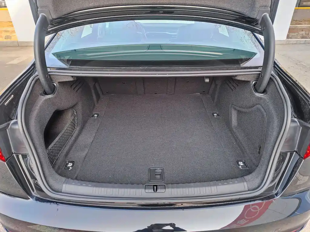AUDI A6L 2023