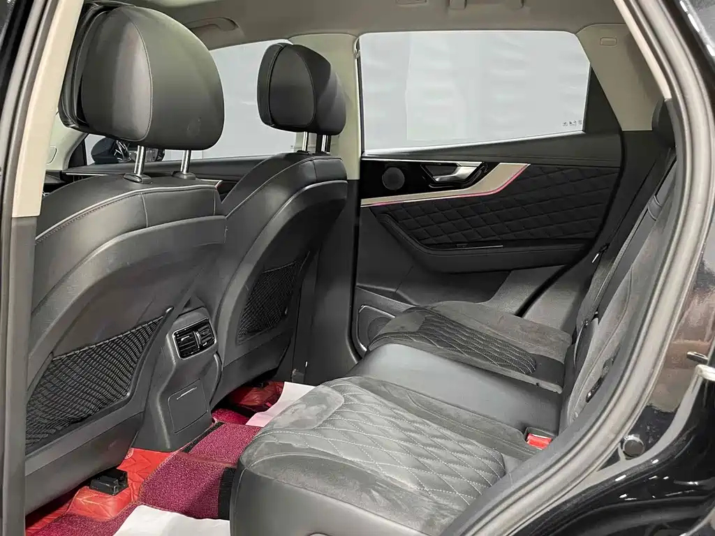 HONGQI HS5 2021