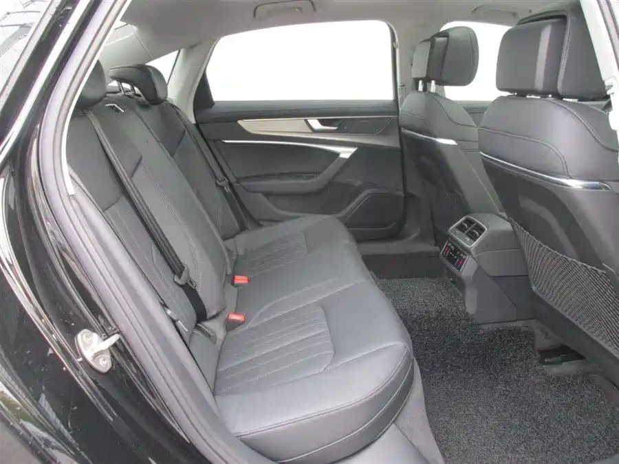 AUDI A6L 2023