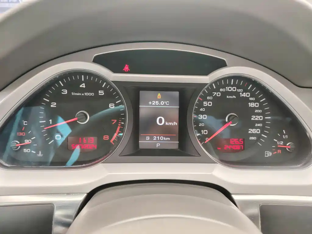 AUDI A6L 2010