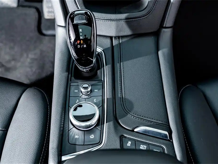 CADILLAC XT5 2023