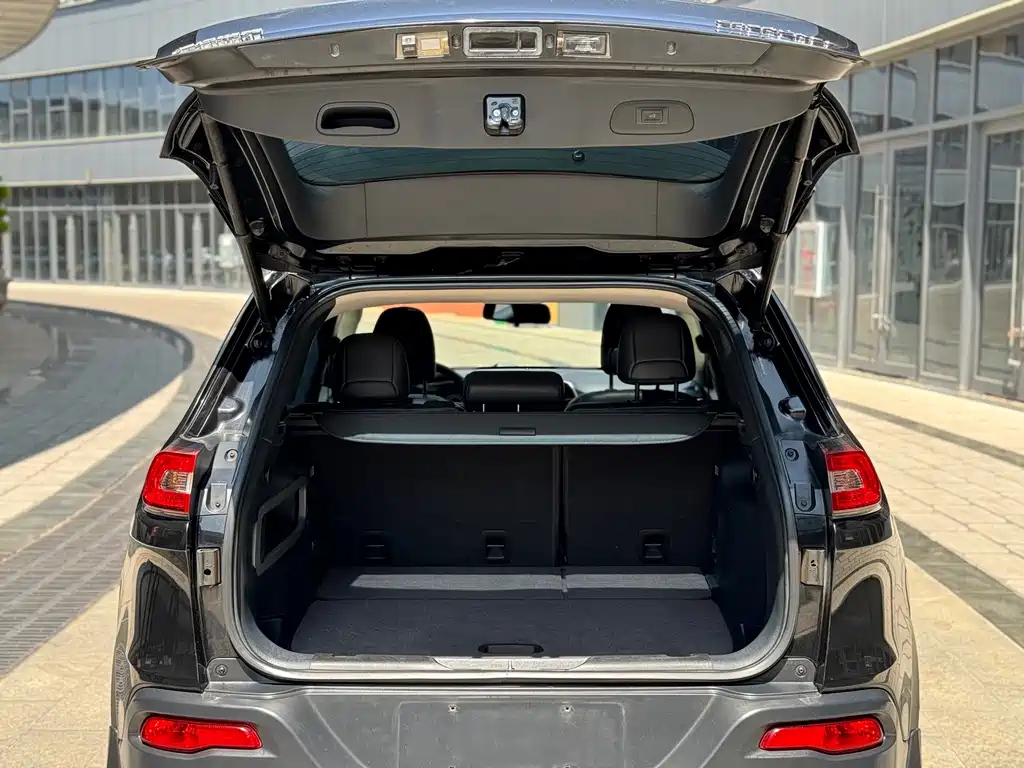JEEP CHEROKEE 2016
