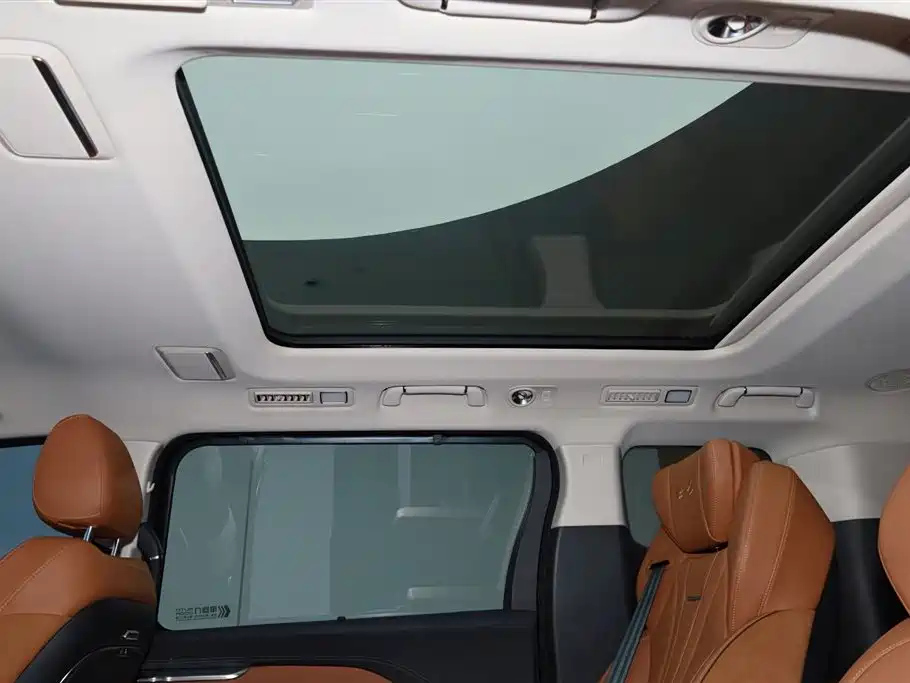 HONGQI HQ9 2023