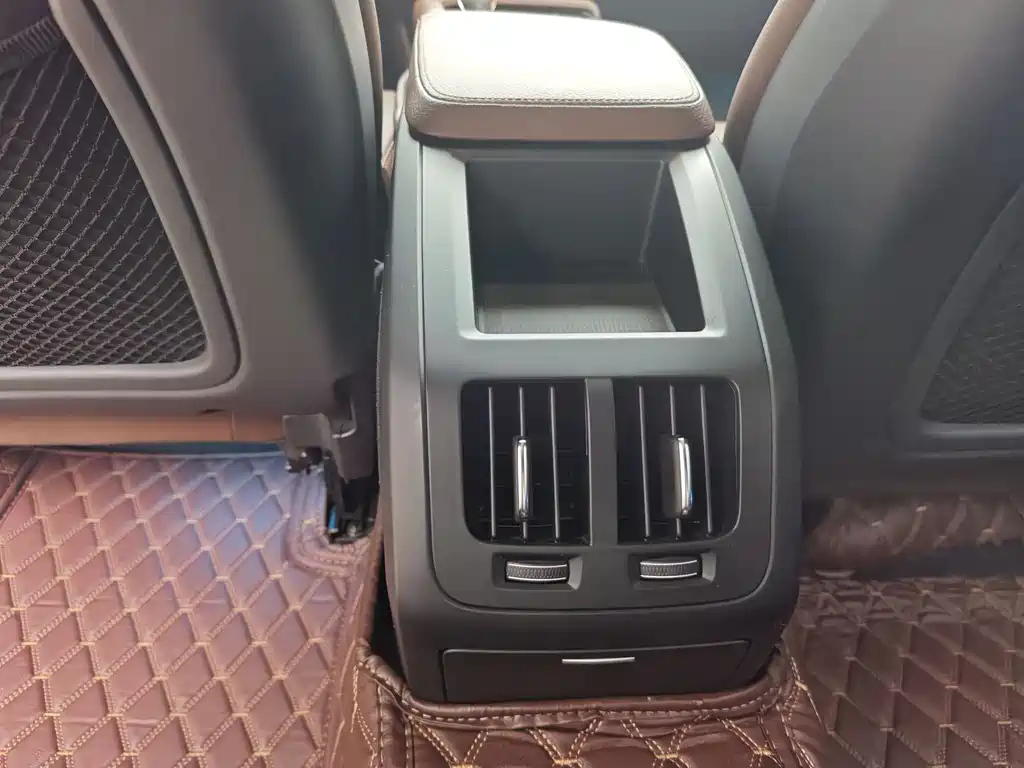 VOLVO S90 2022