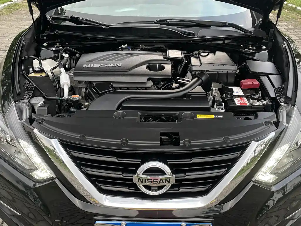 NISSAN TEANA 2018