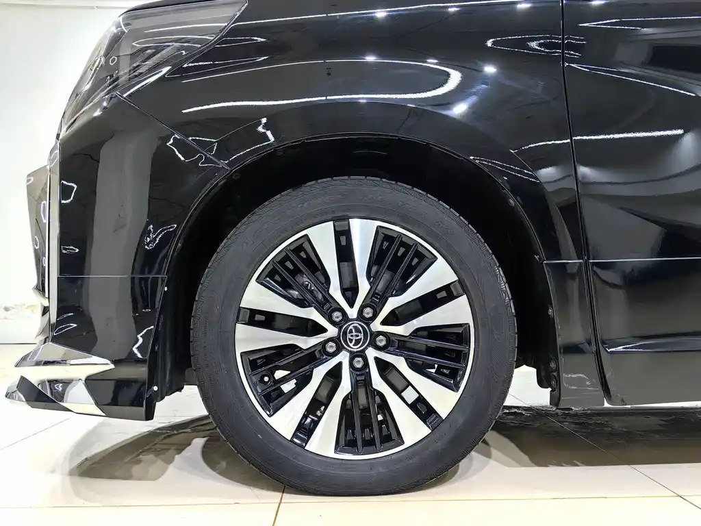 TOYOTA ALPHARD 2018