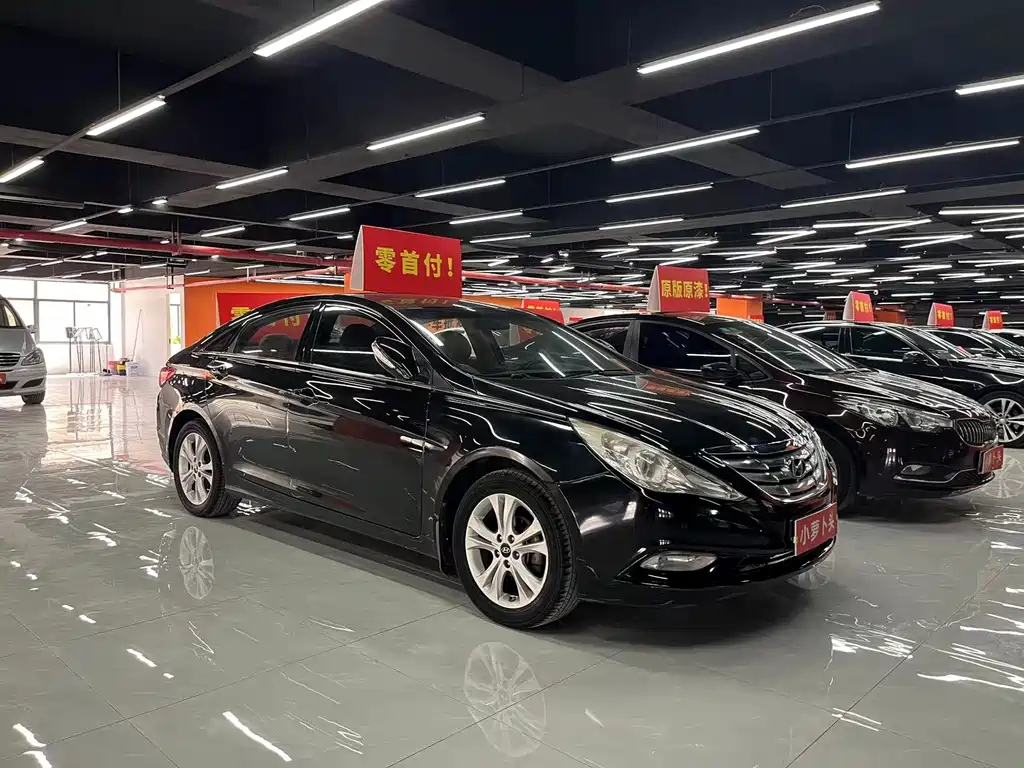 HYUNDAI SONATA 2012
