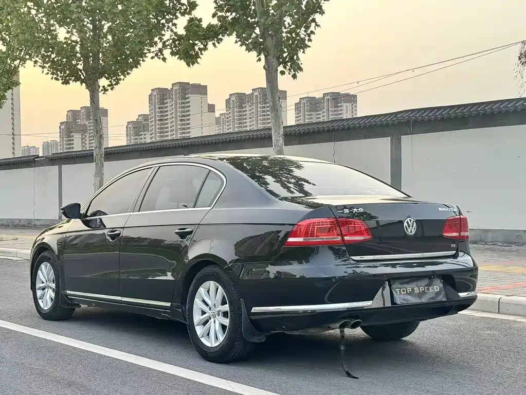 VOLKSWAGEN MAGOTAN 2015