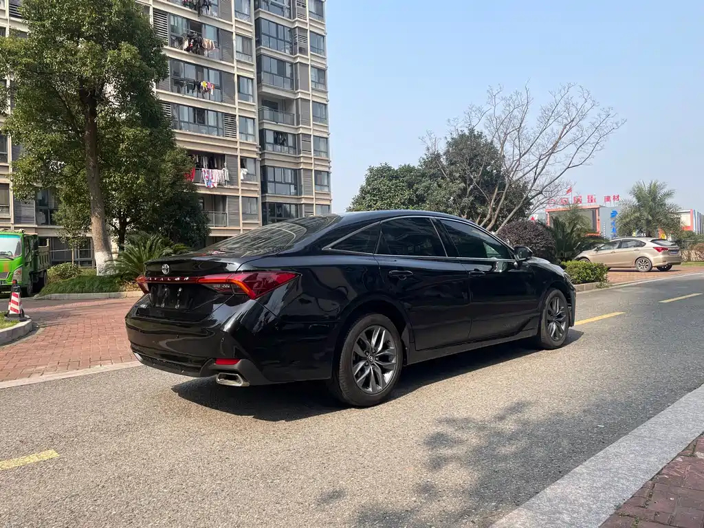 TOYOTA AVALON 2021