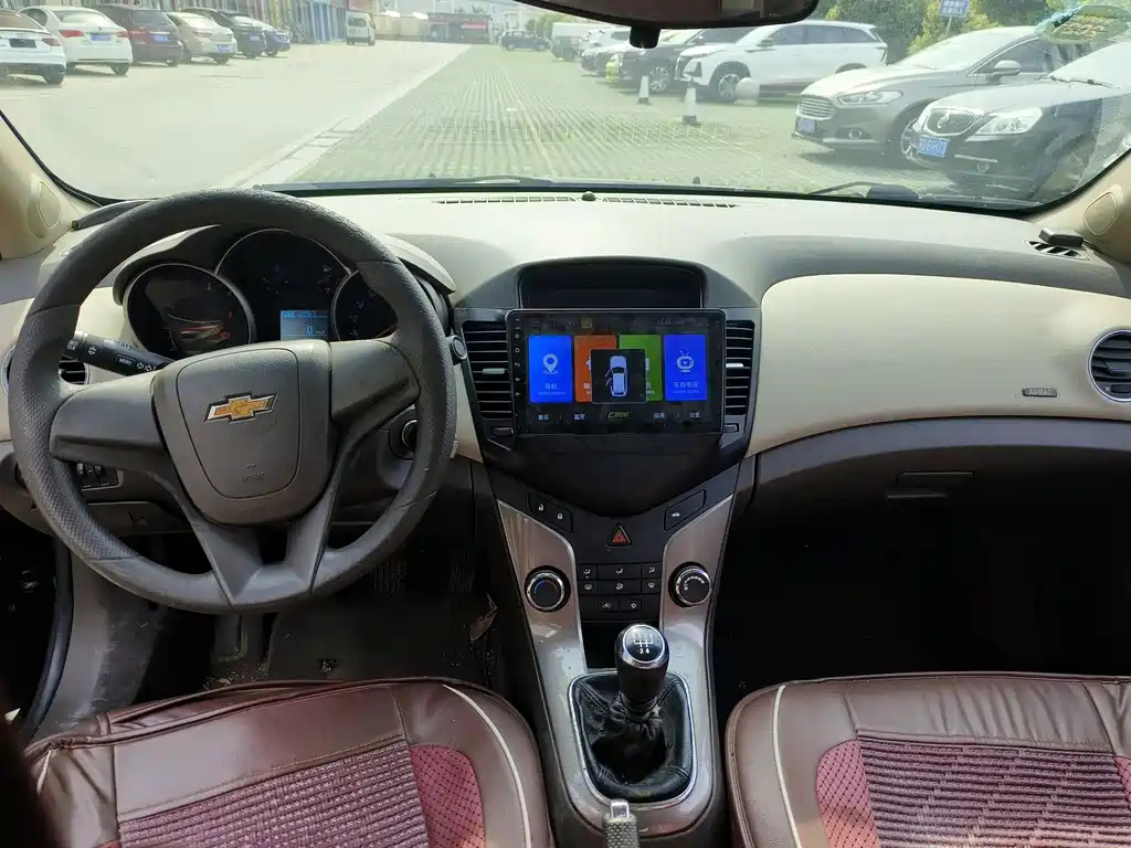 CHEVROLET CRUZE 2015