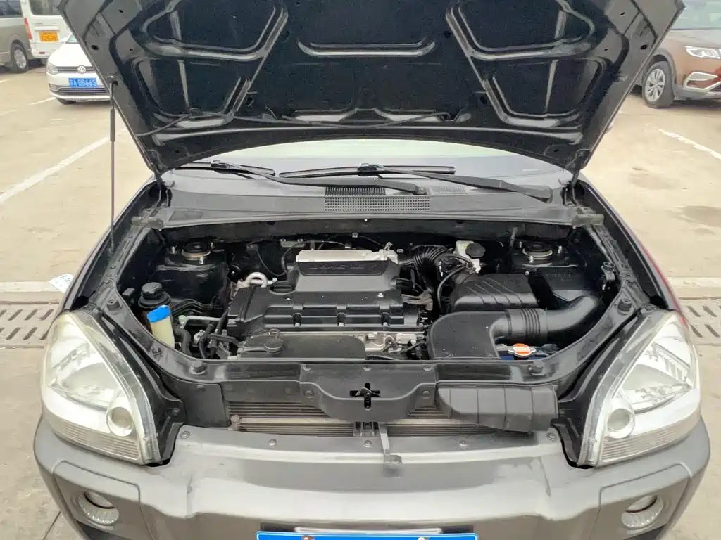 HYUNDAI TUCSON 2011