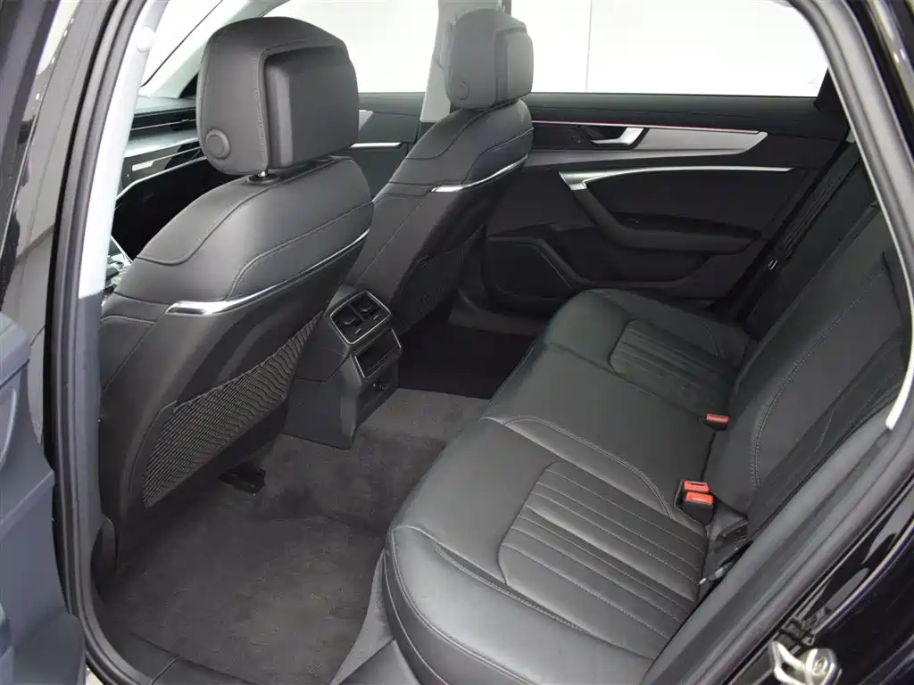 AUDI A6L 2021