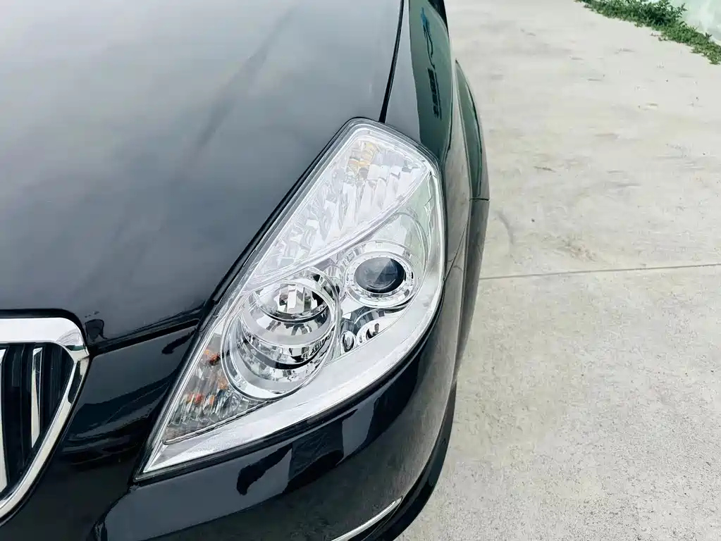 BUICK EXCELLE 2010