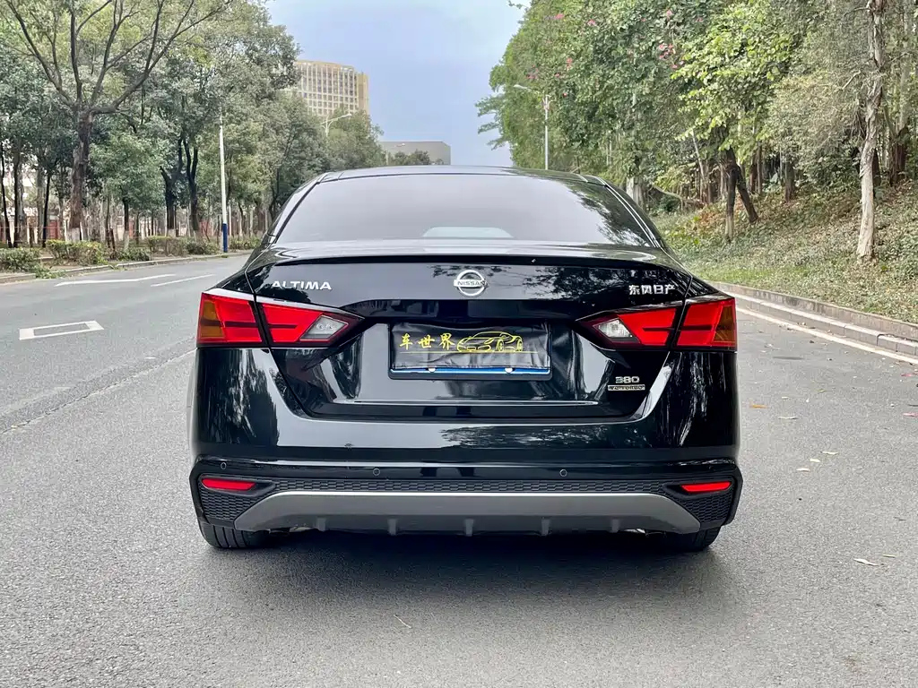 NISSAN TEANA 2021