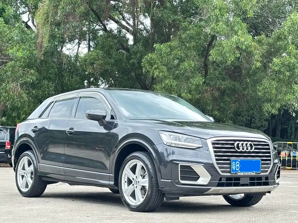 AUDI Q2L 2018