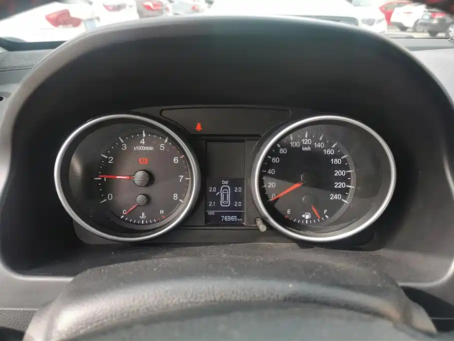 HAVAL H6 2015
