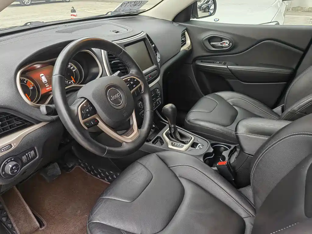 JEEP CHEROKEE 2017
