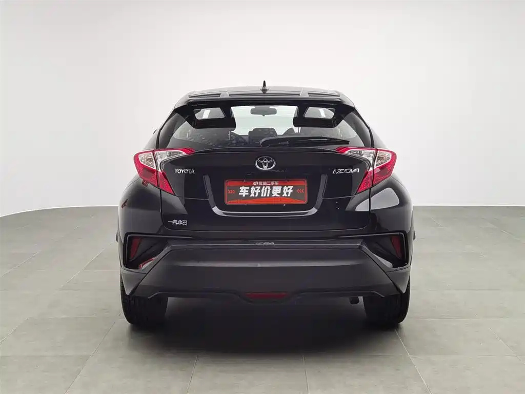 TOYOTA IZOA 2021