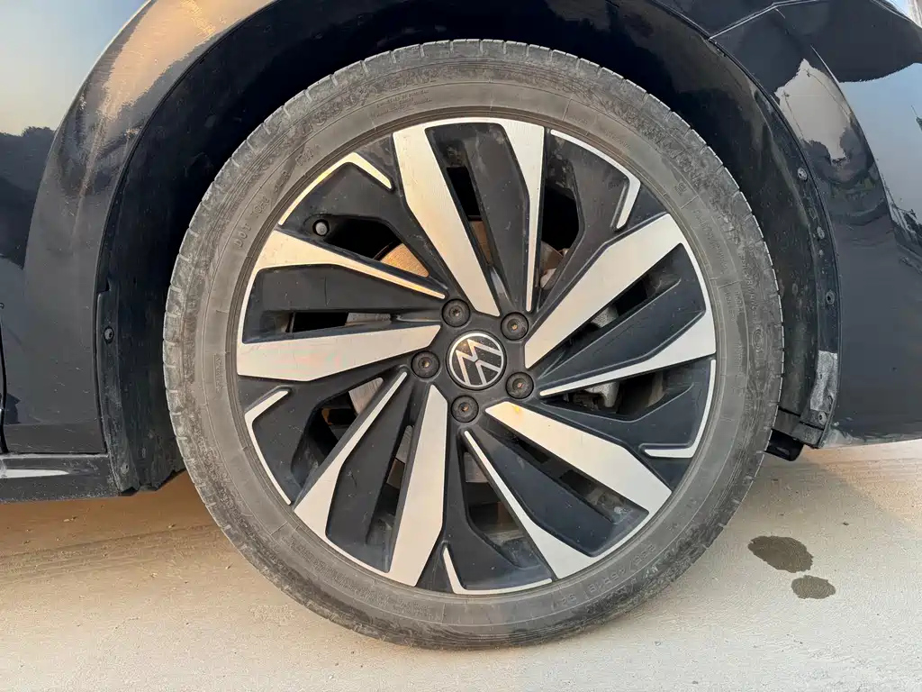 VOLKSWAGEN PASSAT 2022