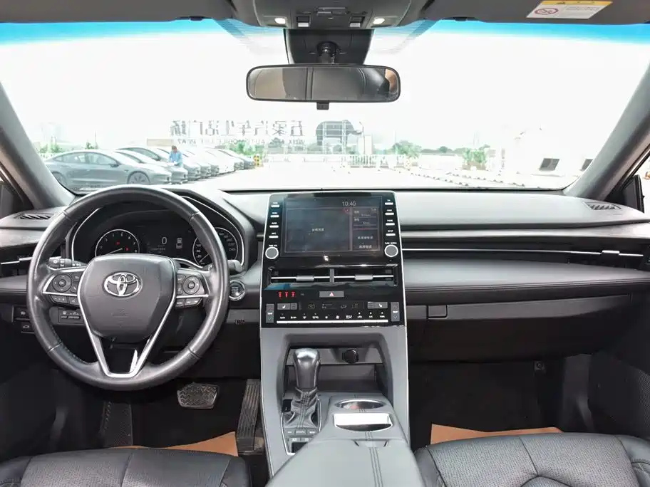 TOYOTA AVALON 2020