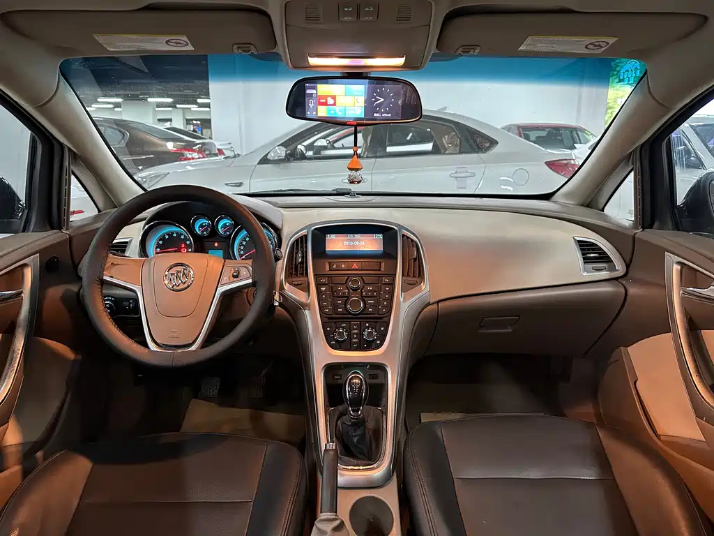 BUICK EXCELLE 2013