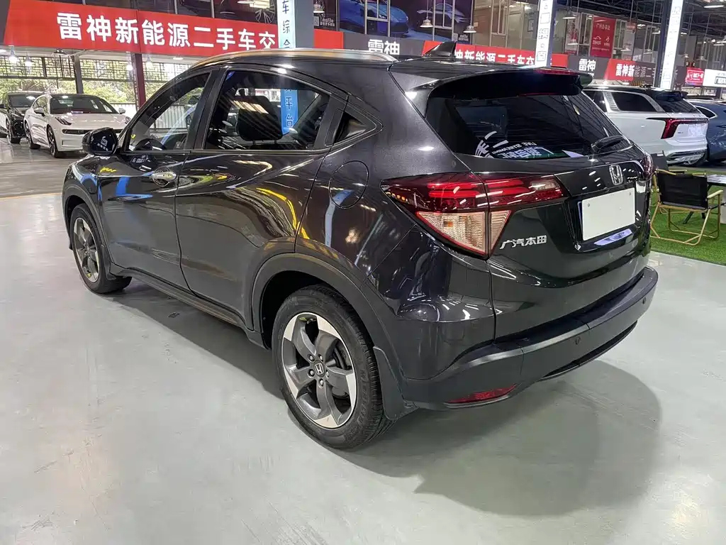 HONDA VEZEL 2015