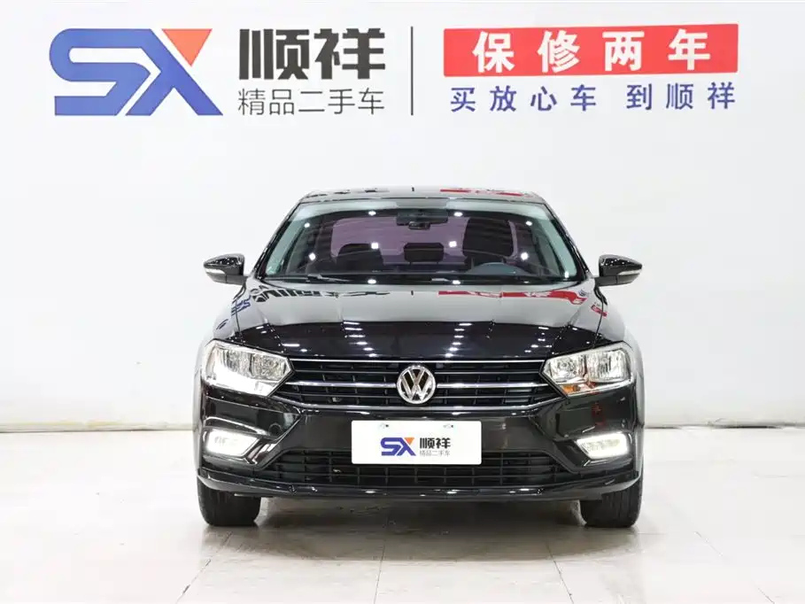 VOLKSWAGEN BORA 2018