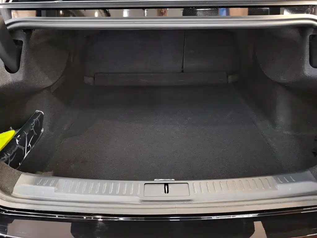 LINCOLN Z 2023
