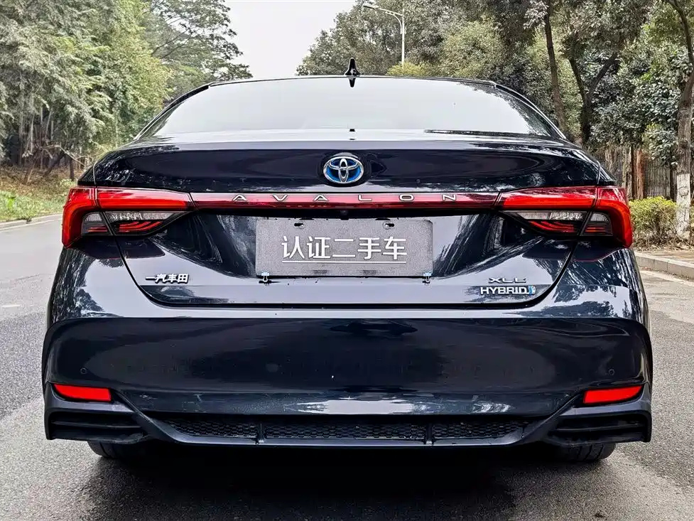 TOYOTA AVALON 2021