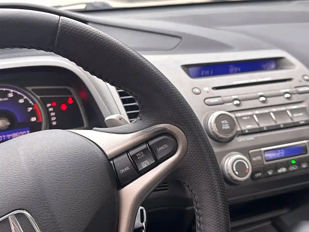 HONDA CIVIC 2011
