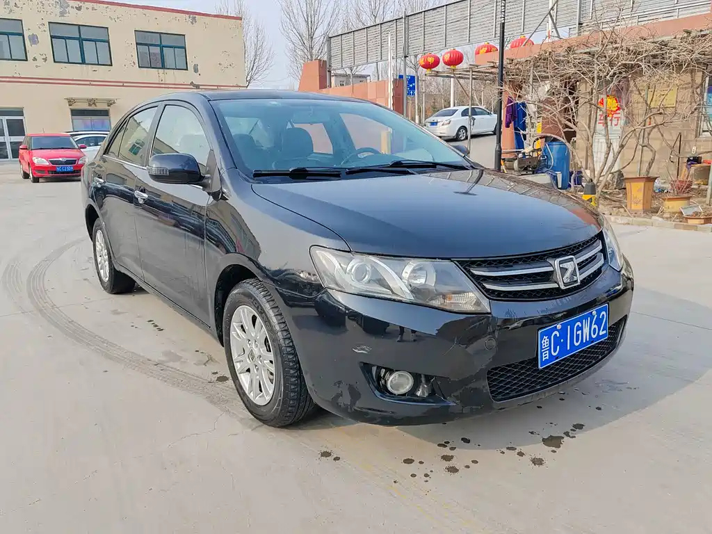 ZOTYE Z300 2014