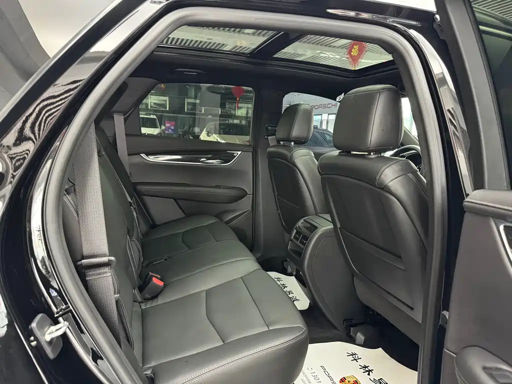 CADILLAC XT5 2020
