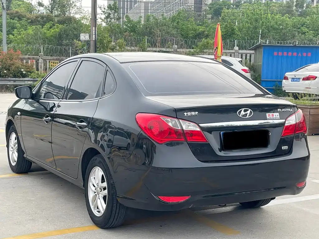 HYUNDAI CELESTA 2014