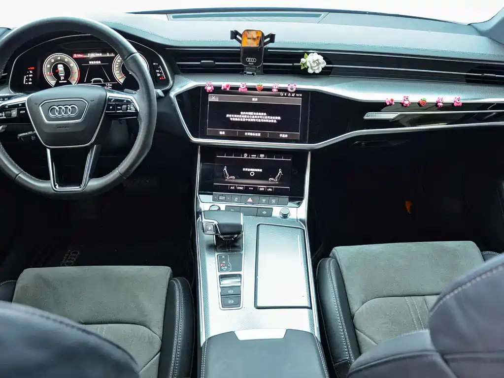 AUDI A6L 2021
