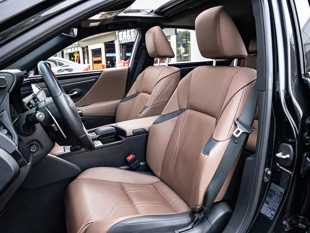 LEXUS ES 2021