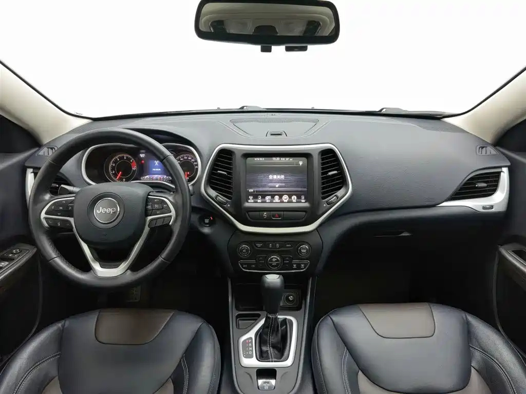 JEEP CHEROKEE 2019