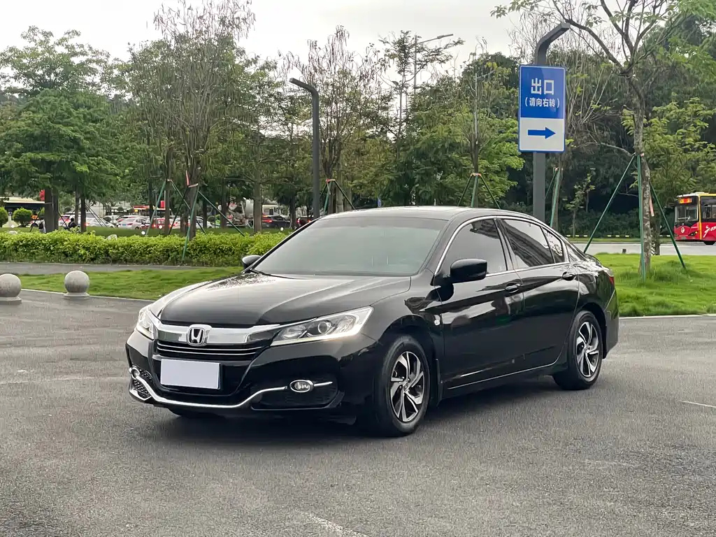 HONDA ACCORD 2017