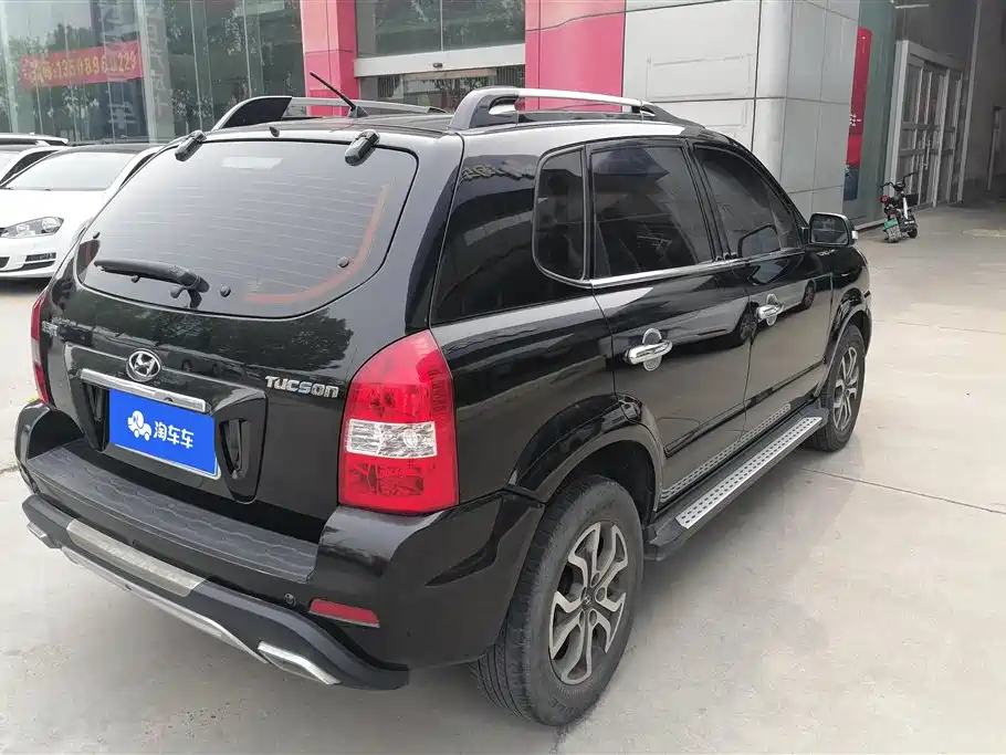 HYUNDAI TUCSON 2013