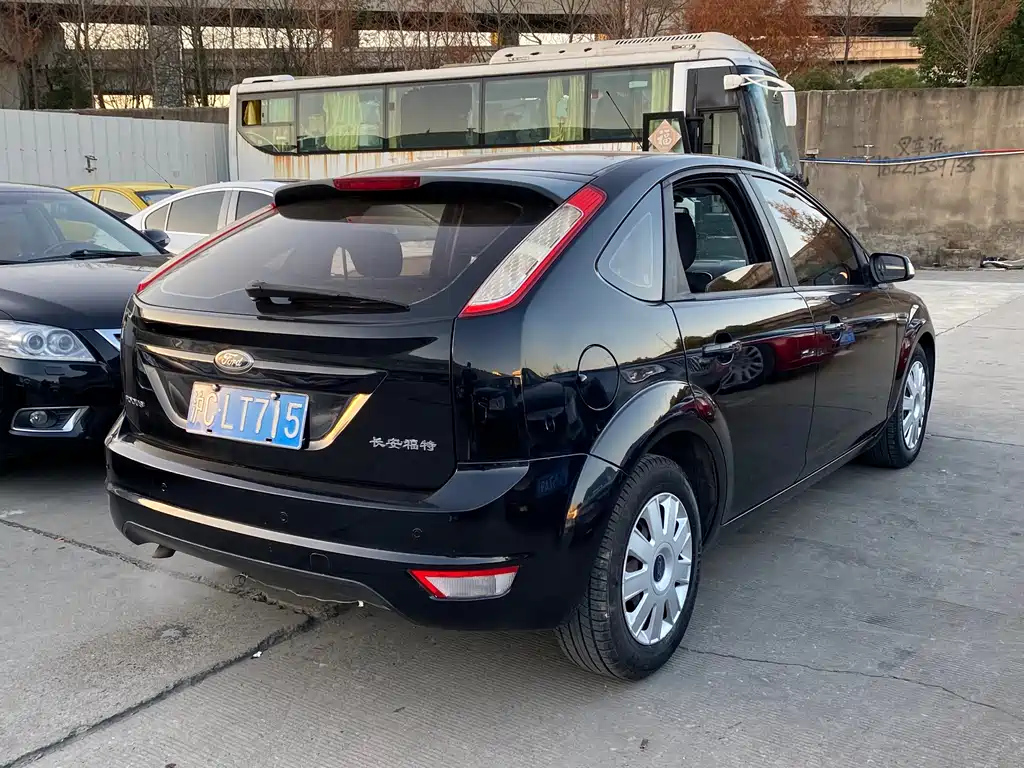 FORD FOCUS 2011