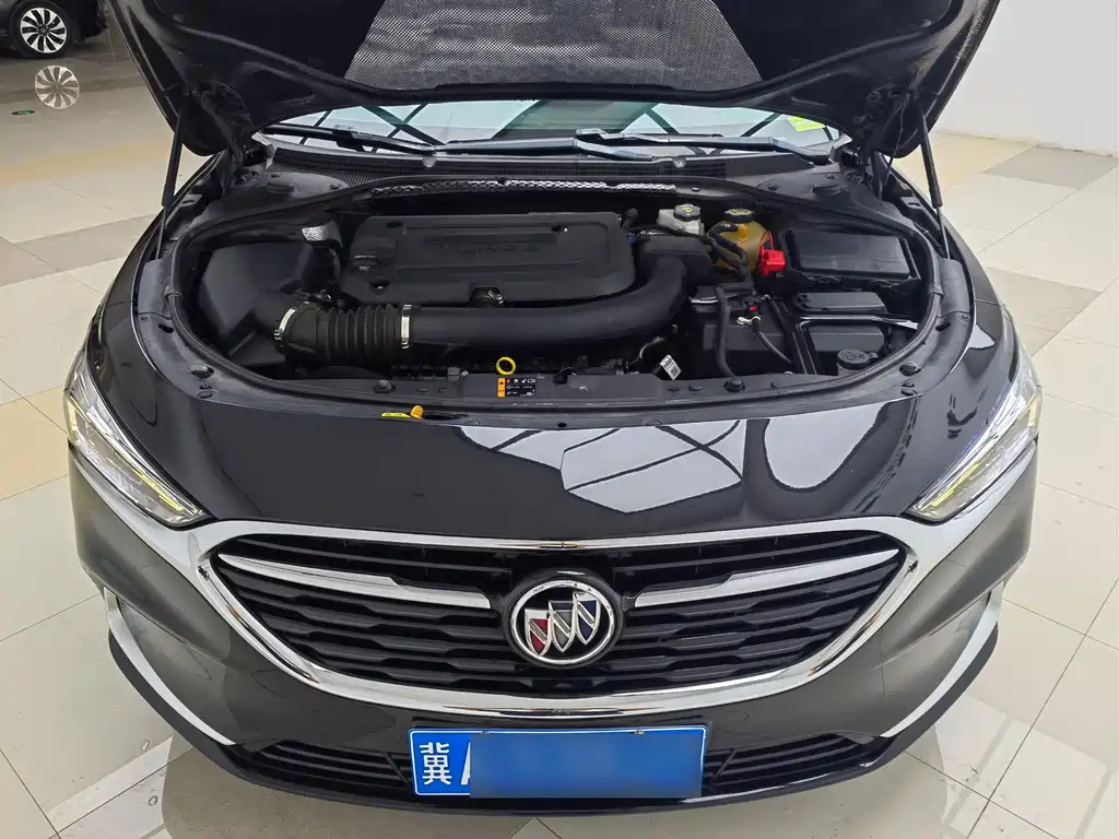BUICK LACROSSE 2020