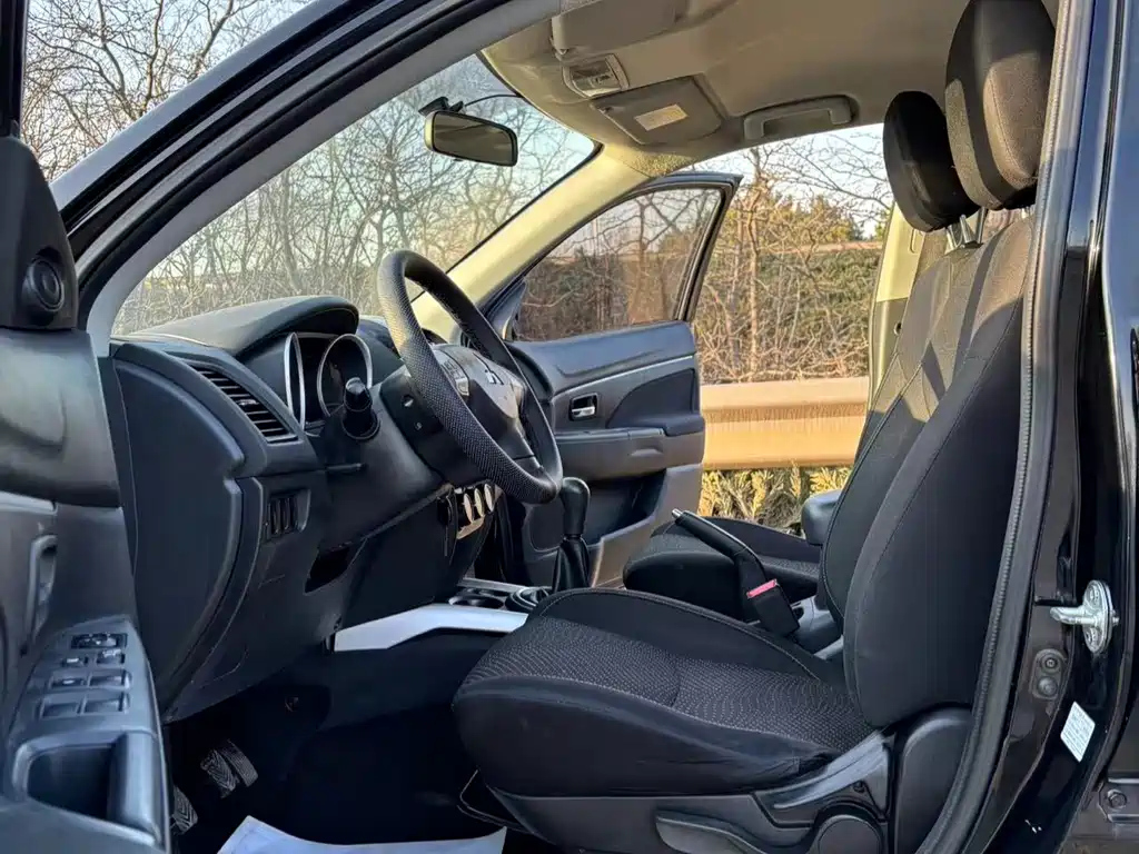 MITSUBISHI ASX ASX 2015